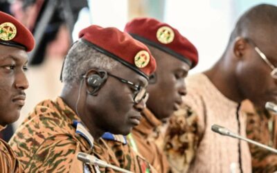 Mali, Burkina, Niger : la faillite silencieuse des États-combattants (source revue “conflits”